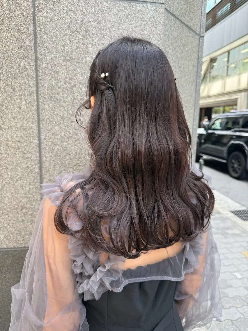 セミロング ヘアアレンジ ヘアセット 透明感カラー🫧ヘア セット🫧松本菜月の眉毛・アイブロウイメージ