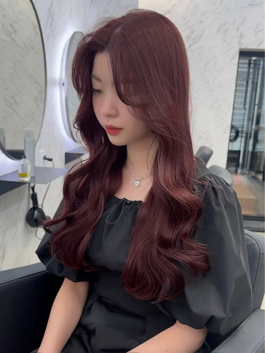 ロング カラー レッドカラー レイヤーカット 遠藤沙也加 /レイヤーカットのヘアスタイル