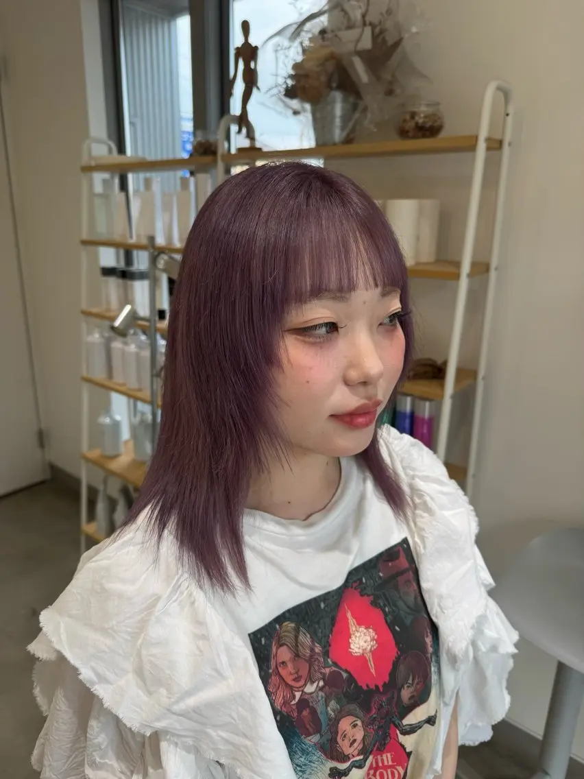 ミディアム カラー 堀越 美羽のヘアスタイル