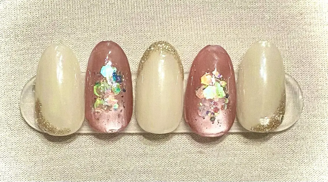 ネイル キラキラネイル Rafinesse Miwaのネイルデザイン