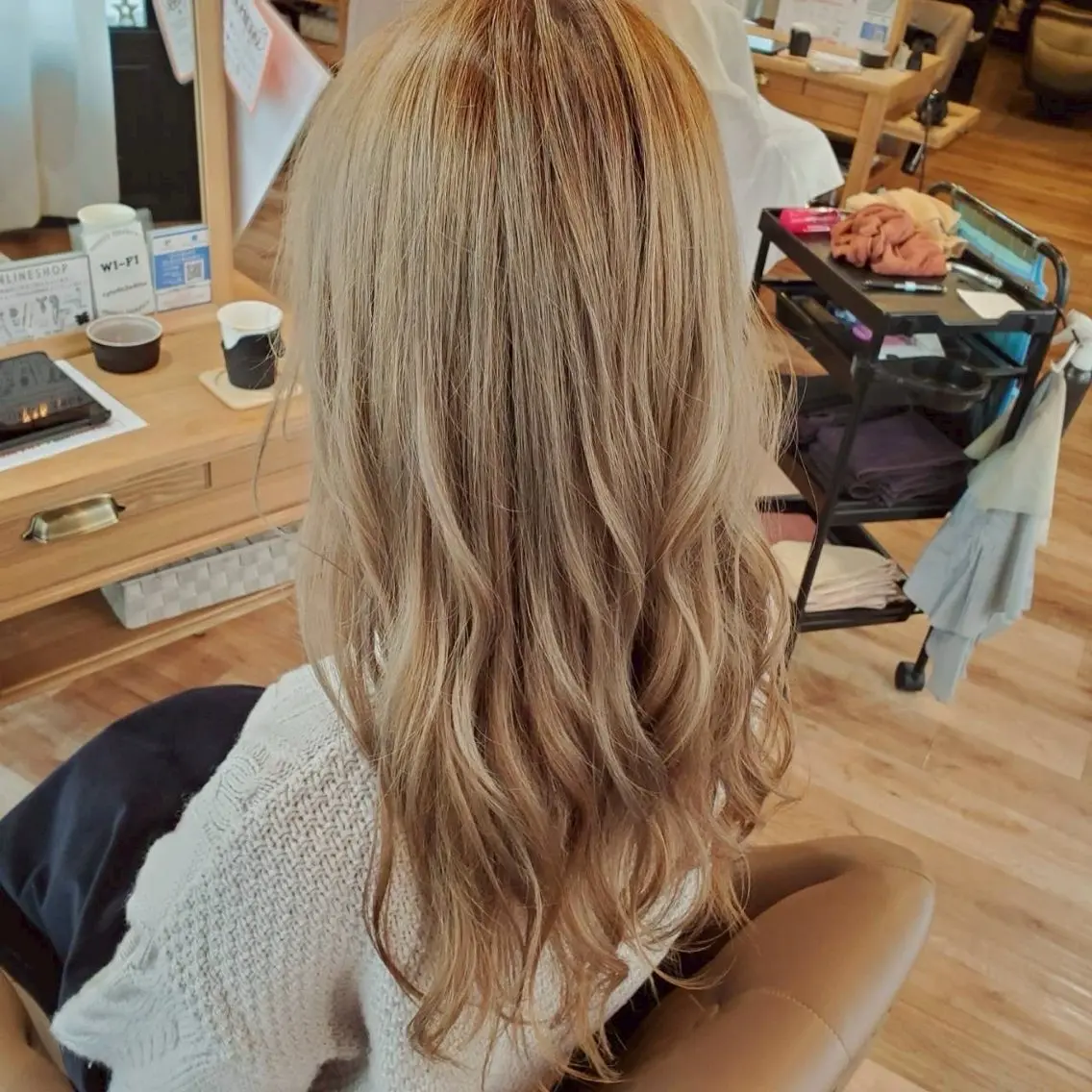 ロング 松田 鈴菜のヘアスタイル