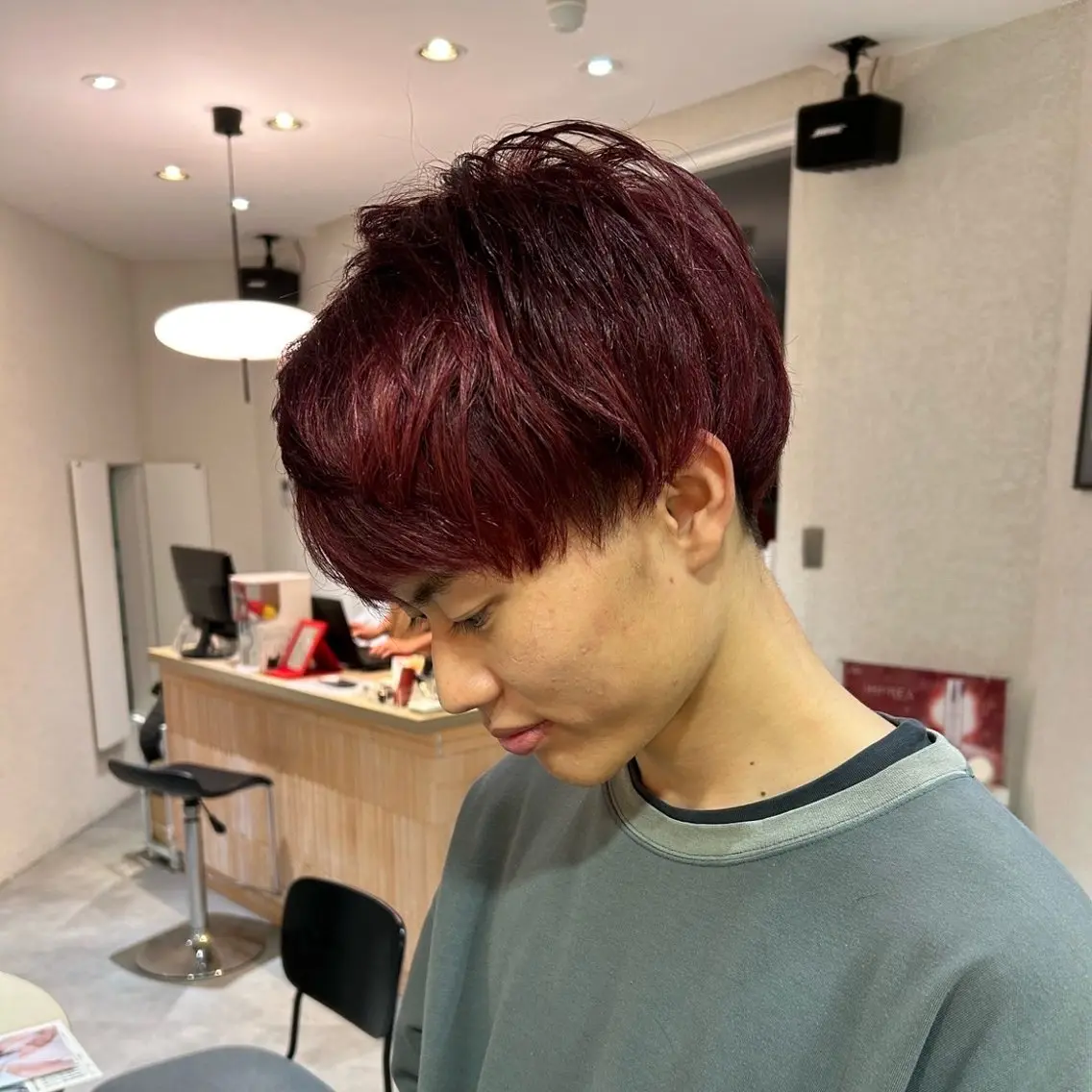 カラー メンズ 本田 茜のヘアスタイル