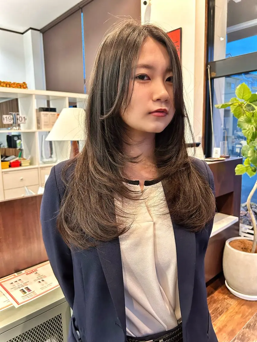 ロング レイヤーカット 斉藤 陸のヘアスタイル