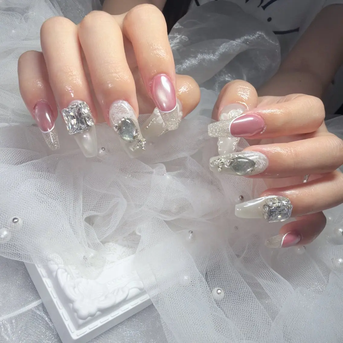 ネイル ブライダルネイル ハンドネイル CARAT/ Rinaのネイルデザイン