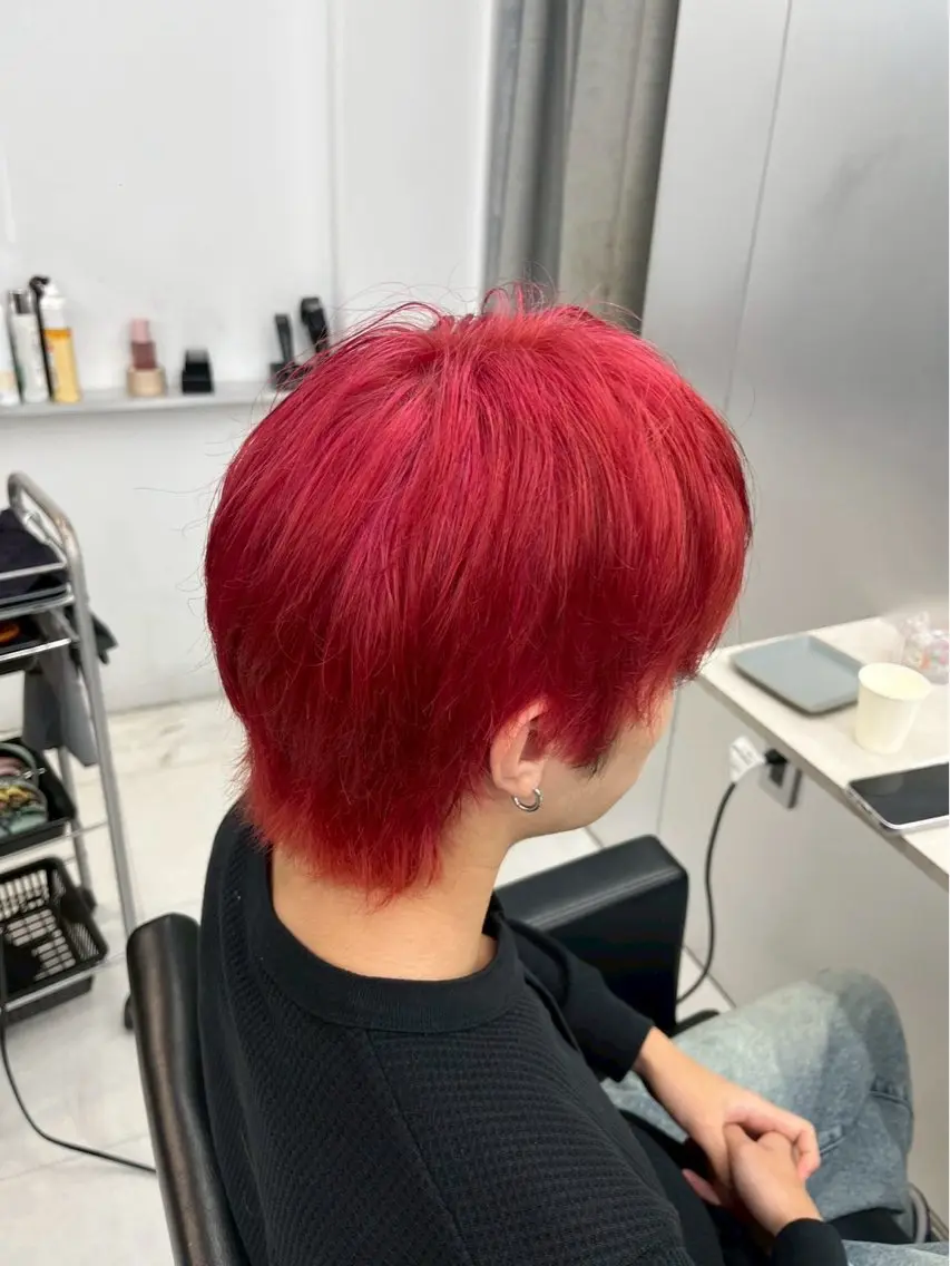 カラー メンズ 🌈推し活ハイトーン 🩵荒川結星のヘアスタイル