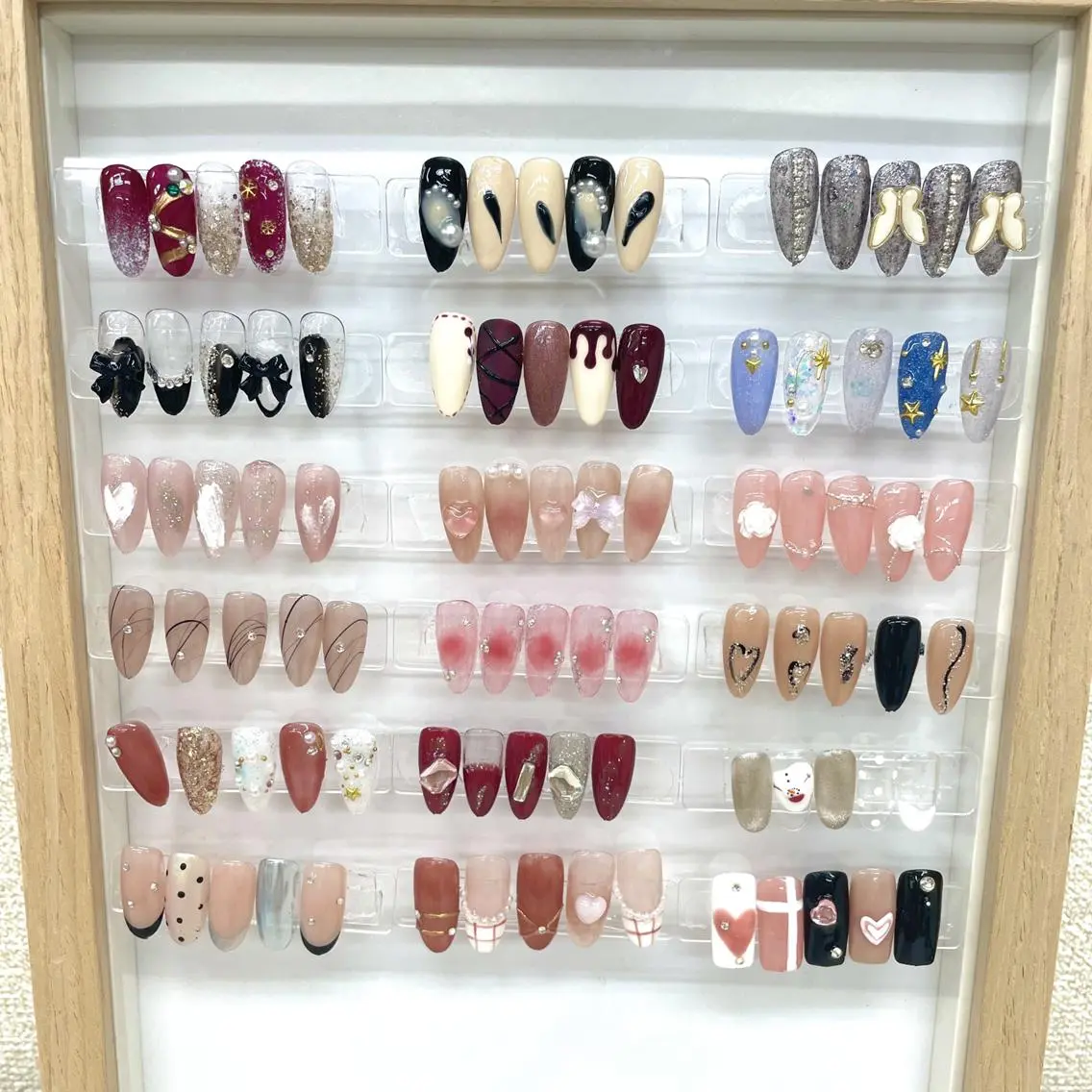 ミ二モ限定【ハンド]当店韓国風キラキラデザイン定額コ一ス★20種が選べるの写真