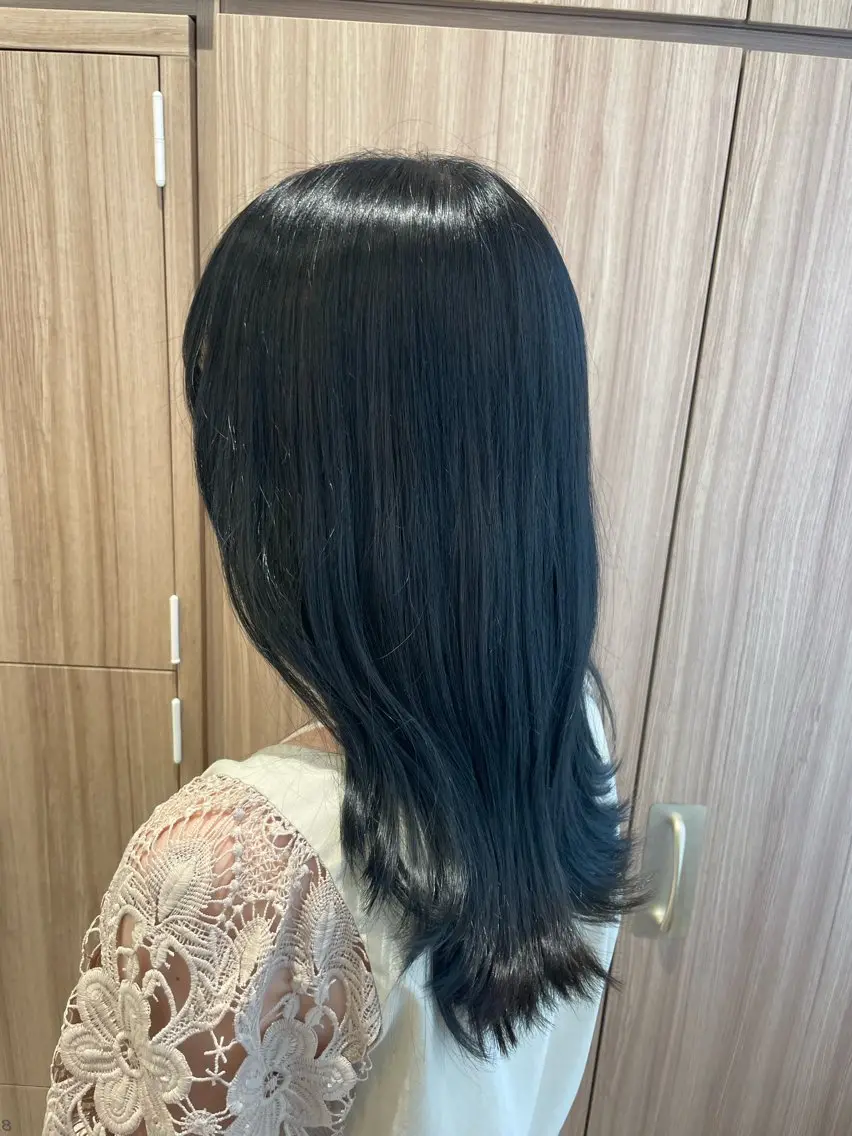 ロング 顔周りカット レイヤーカット 小林 楓香のヘアスタイル