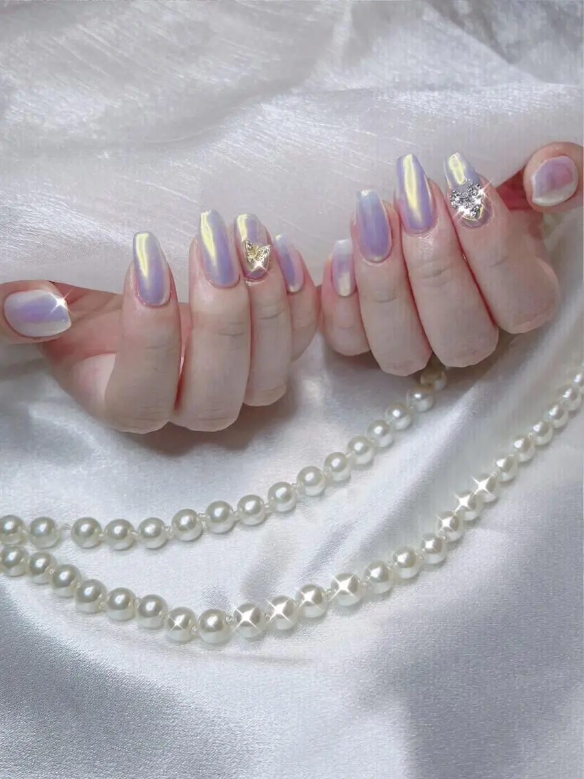 🌈ミラーorオーロラ💅オフ無しの写真