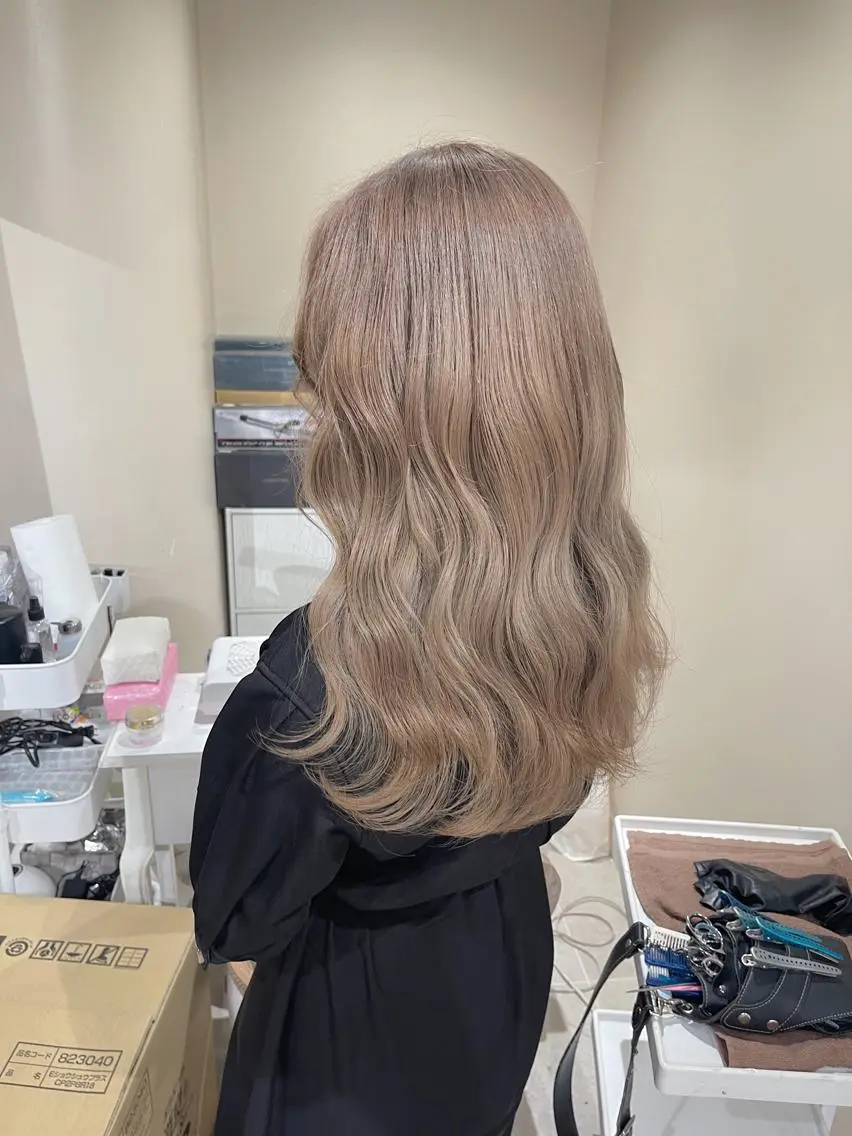 💗ブリーチカラー(ダブルカラー)枝毛カット💗ケアブリーチ使用💗の写真
