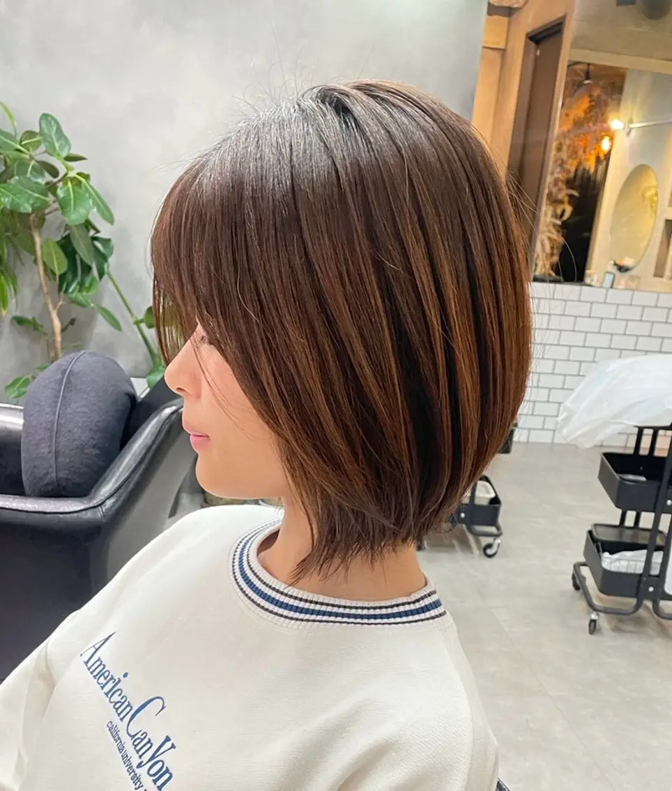 ミディアム ボブレイヤー ボブ レイヤーカット カット トリートメント 再現性重視ショート/ レイヤー/ヘアセットのヘアスタイル
