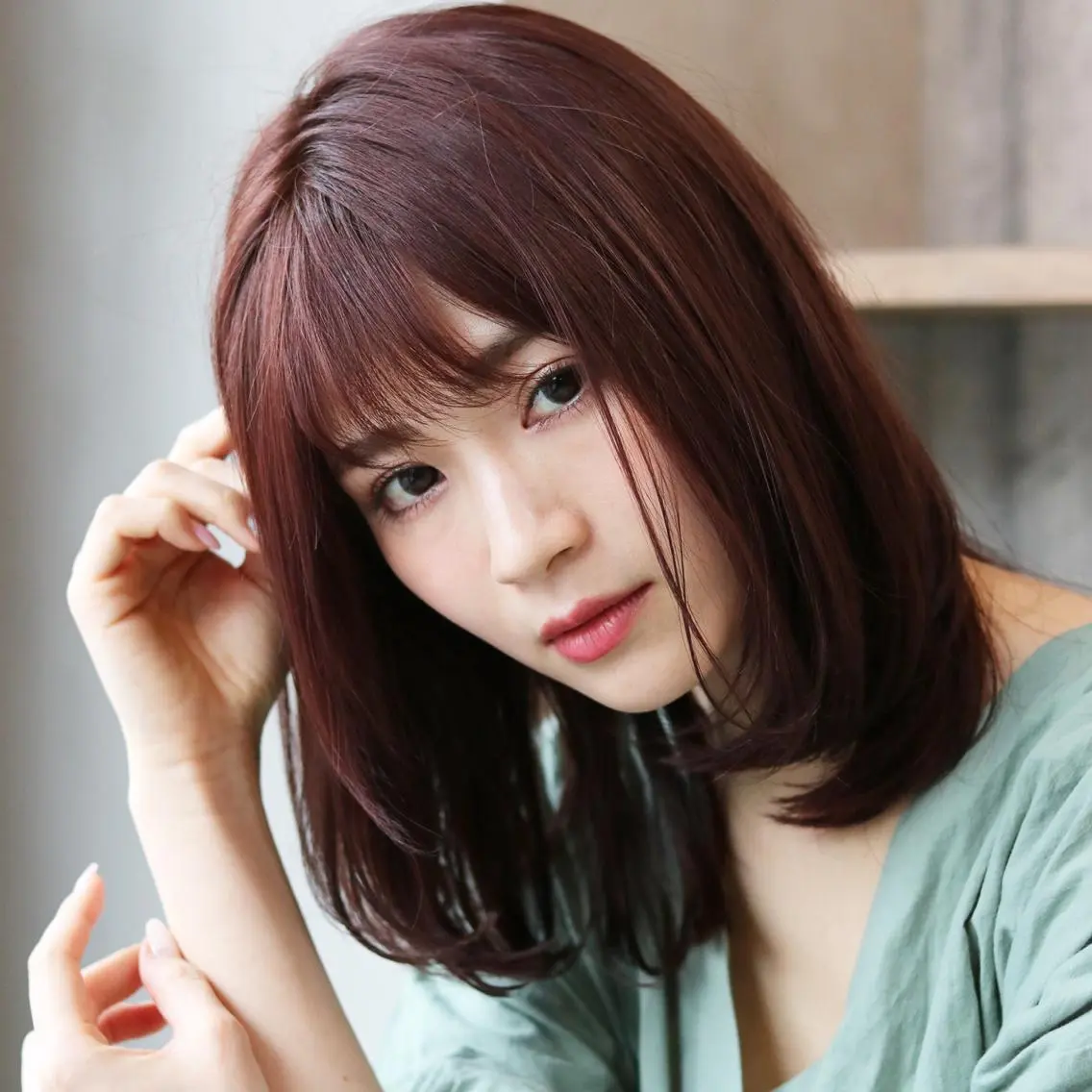 セミロング 髪の再生請負人 矢野雄三のヘアスタイル