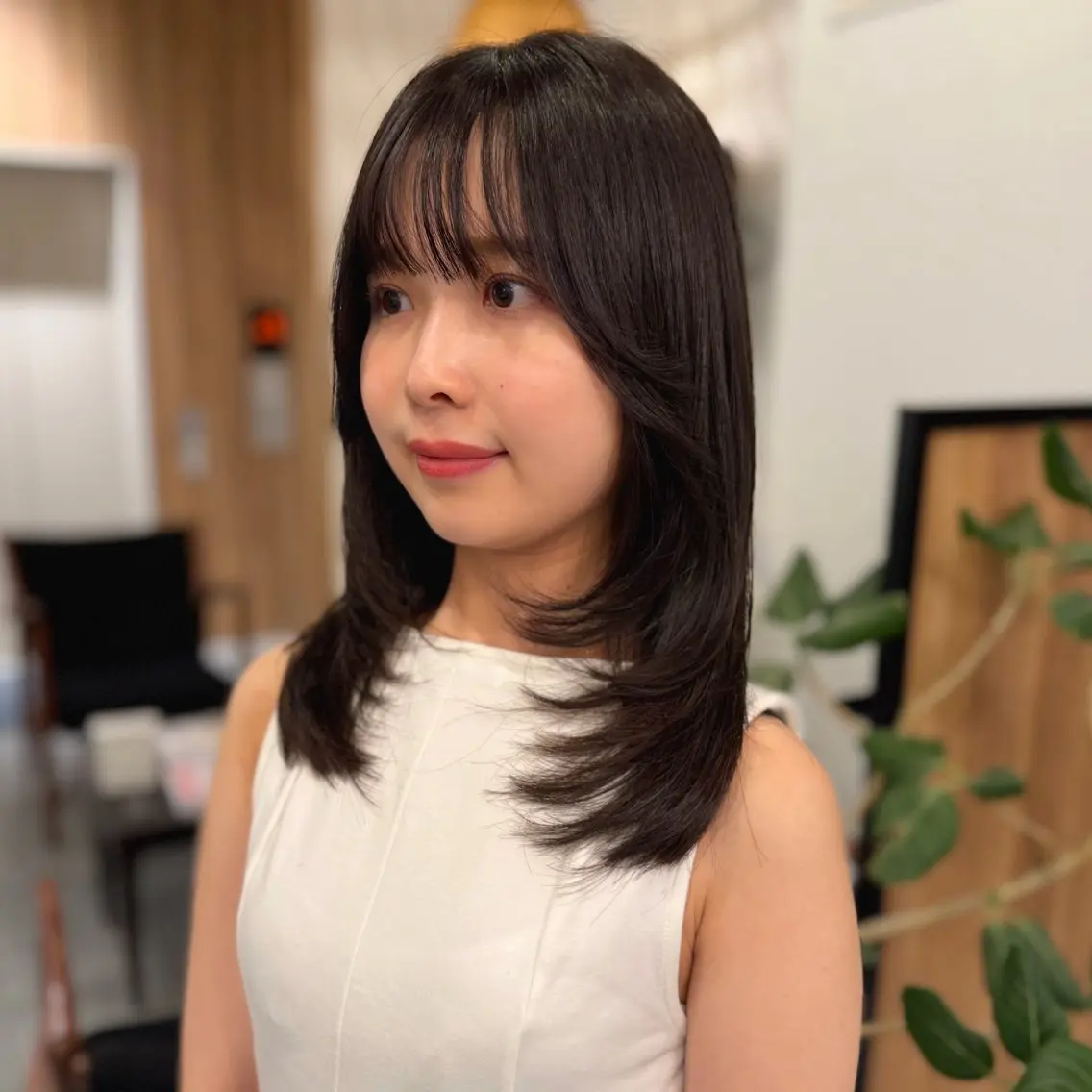 ミディアム カラー レイヤーカット カット ヘアカラー トリートメント レイヤーカット |新宿|樽見琴里のヘアスタイル