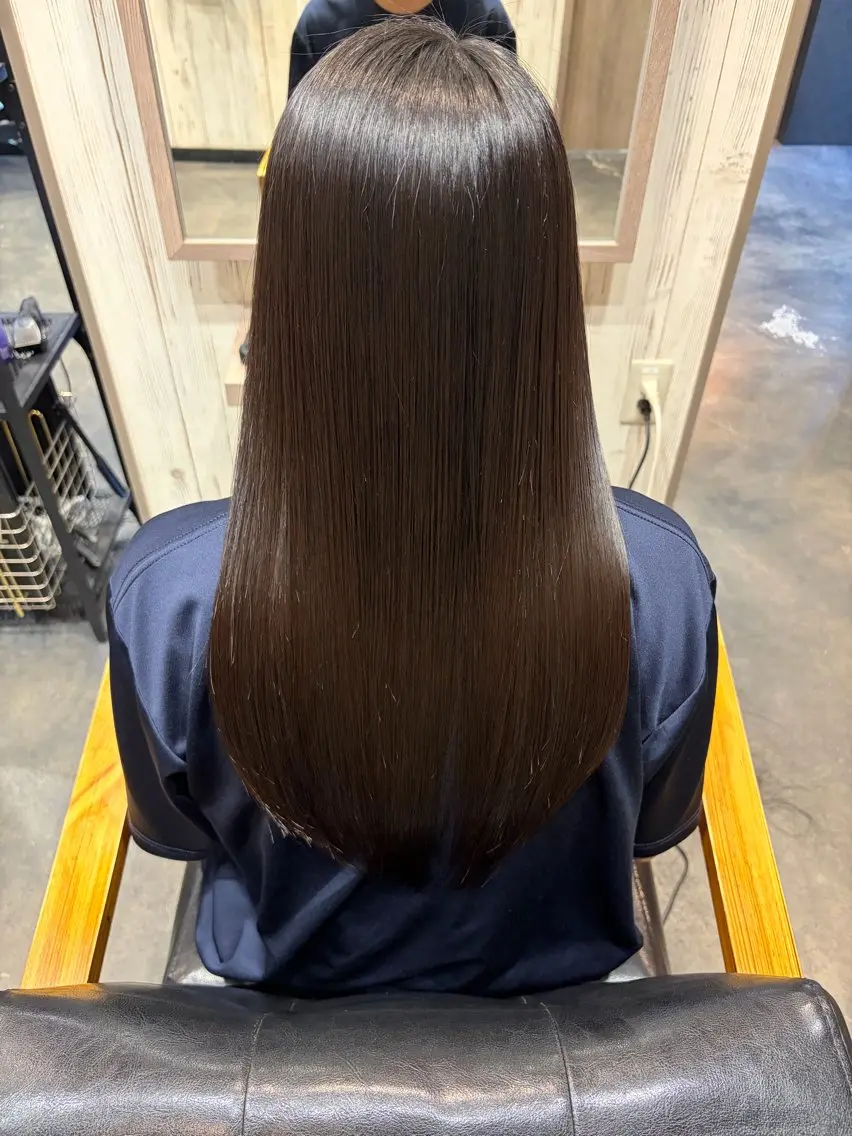 ロング ヘアカラー 織部 望のヘアスタイル
