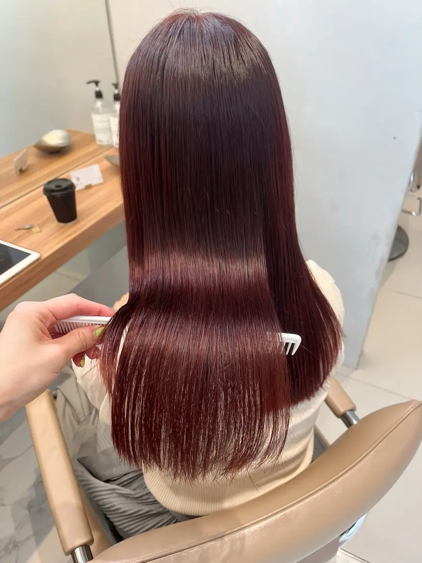 ロング カラー 愛 斗のヘアスタイル