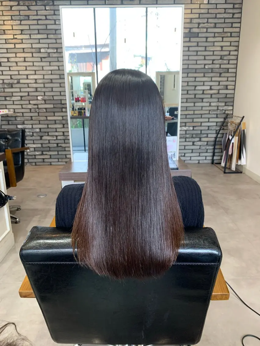 ロング カット 縮毛矯正 トリートメント 地毛風ストレート/ 髪質改善/榎本流行のヘアスタイル