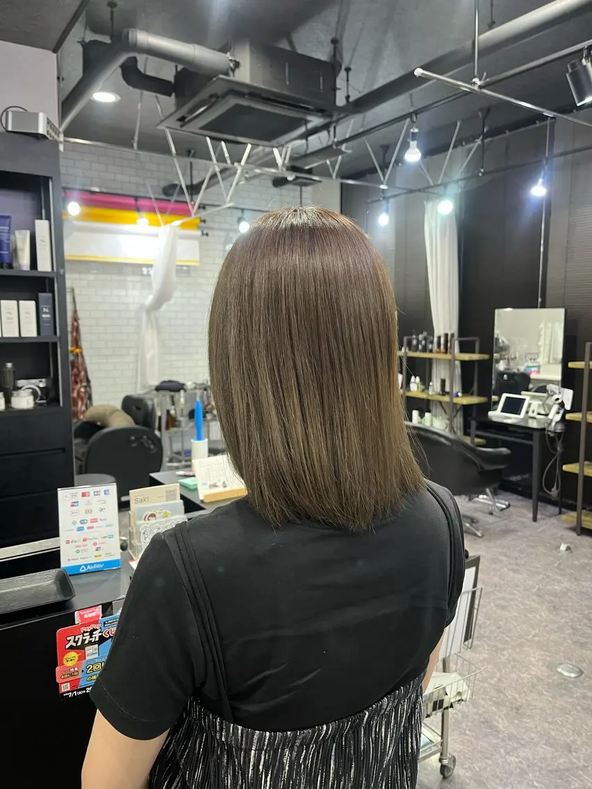 ミディアム カラー ヘアカラー 友滝 真菜美のヘアスタイル
