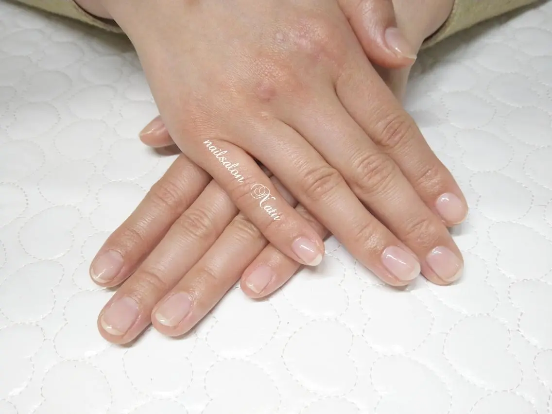 ネイル クリアネイル nailsalon Natuのネイルデザイン