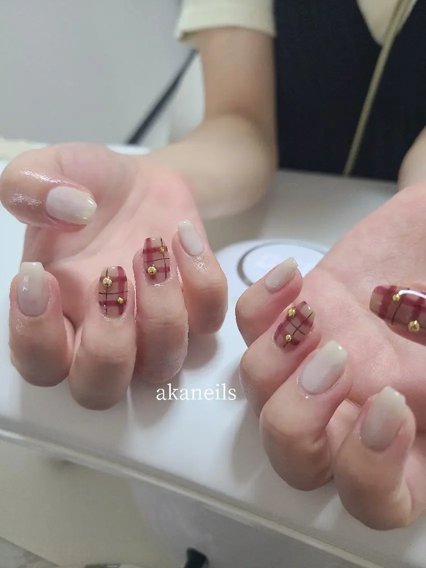 ネイル ガーリー 冬ネイル クリスマス ハンドネイル 【akaneils】 アカネのネイルデザイン