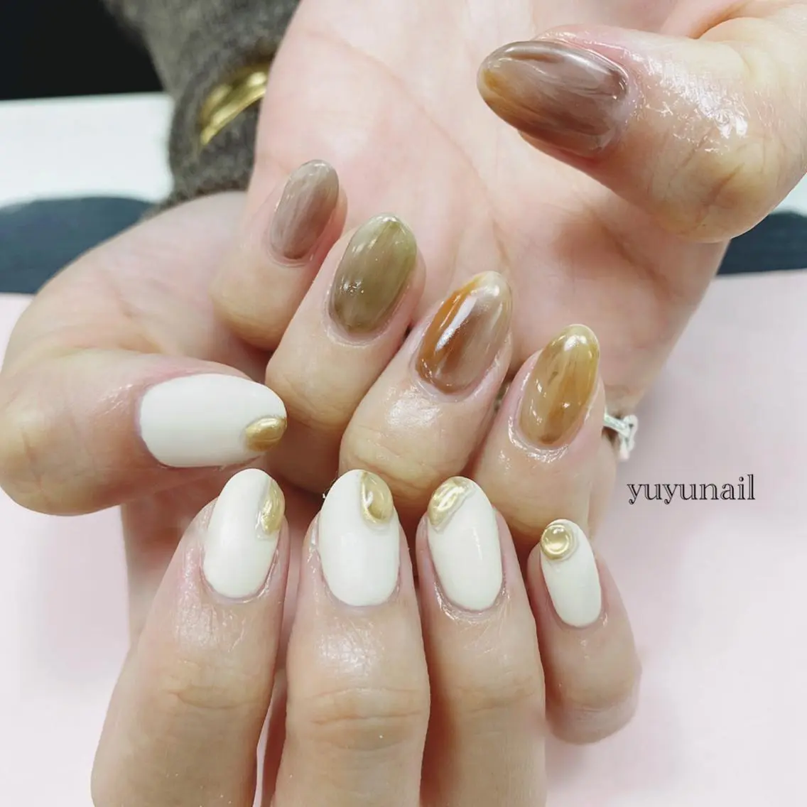 ネイル ジェルネイル キラキラネイル マグネットネイル ニュアンスネイル yuyu nailのネイルデザイン