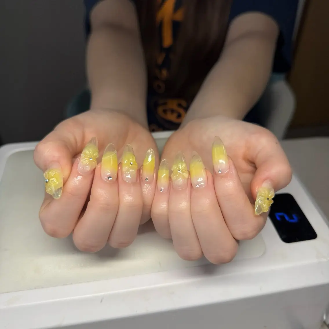 ネイル チークネイル フレンチネイル グラデーション 韓国ネイル マグネットネイル Hana Nailのネイルデザイン