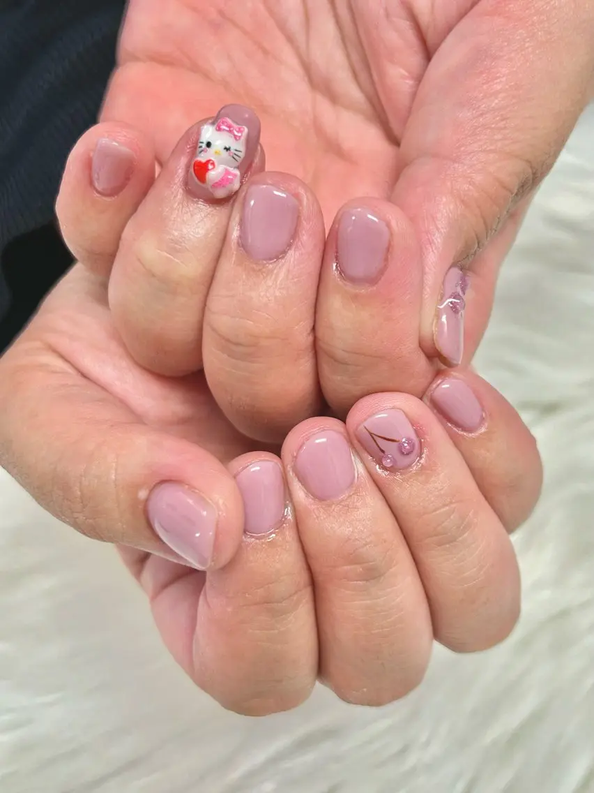 ネイル KIREIE Satomiのネイルデザイン