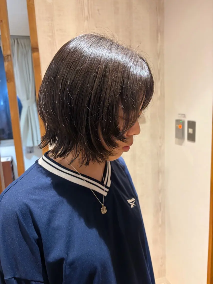 ショート H. Shimodeのヘアスタイル