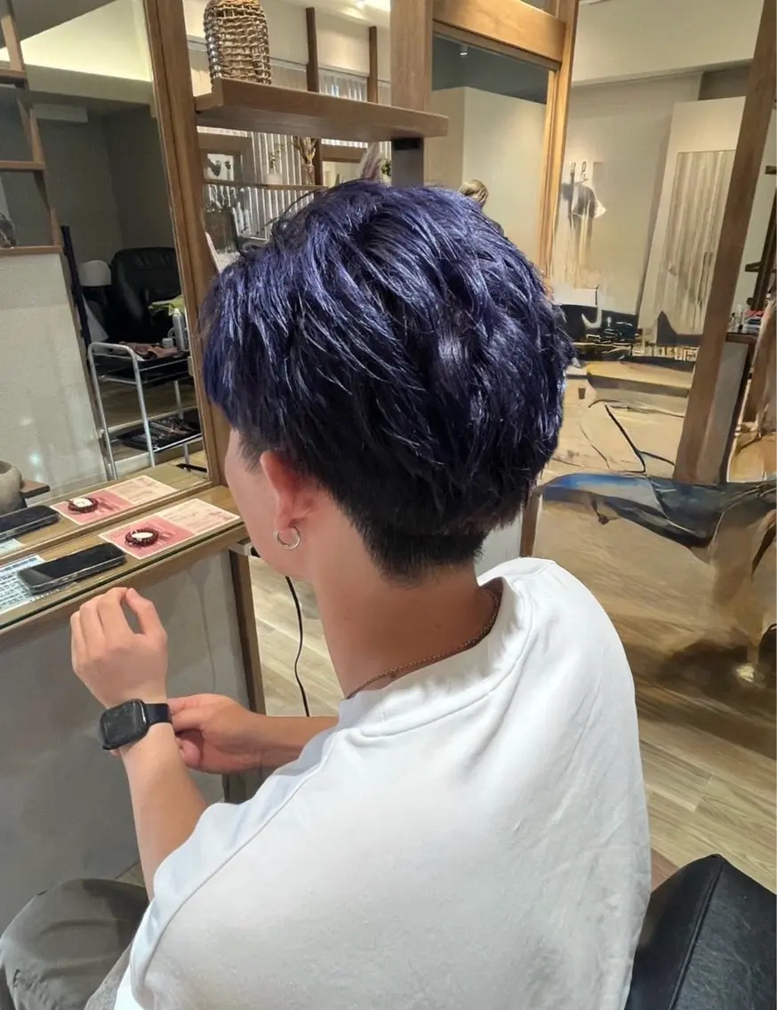 ショート カット ヘアカラー ケアブリーチカラー 樋口 莉奈のヘアスタイル