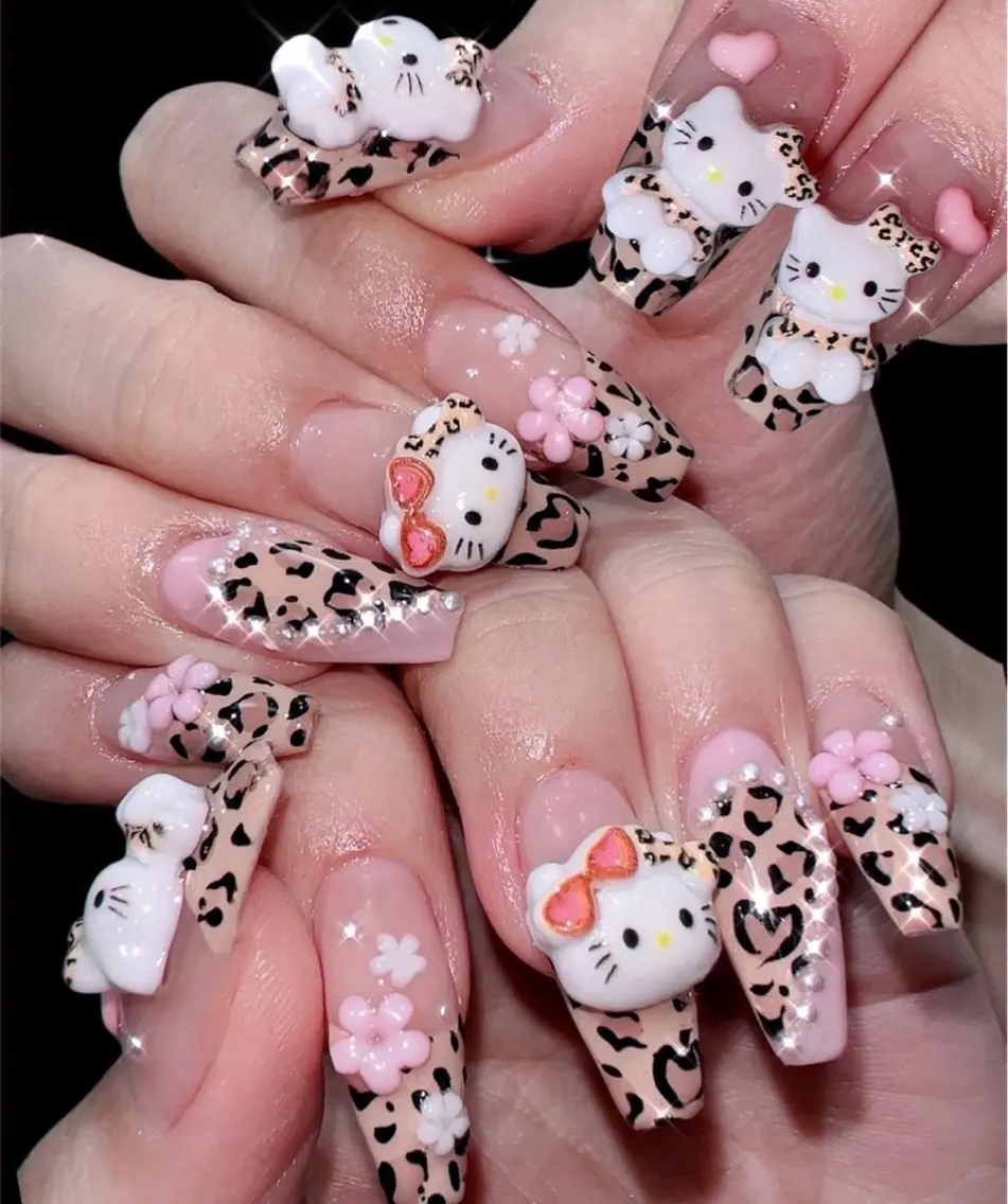 ネイル フレンチネイル ジェルネイル ガラスフレンチ ハロウィン ハート H.baby Nail Salonのネイルデザイン