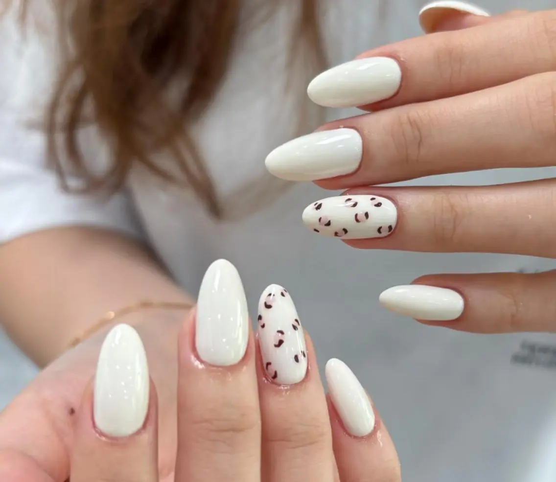 ネイル ハンドネイル 🎀 NaNa_nailのネイルデザイン