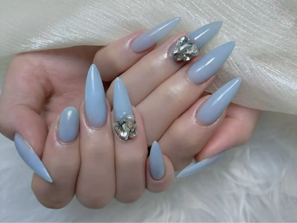 ネイル アニマル柄 チークネイル フラッシュネイル フラワーネイル フットネイル ハンドネイル B·U Nail大宮 長さだし専門店のネイルデザイン