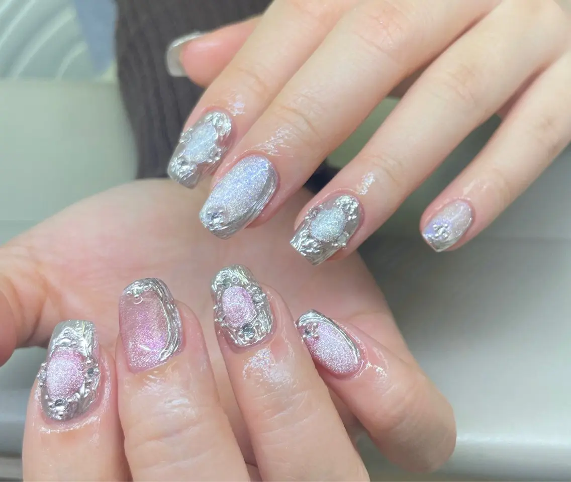 ネイル ハンドネイル AngelChris ビューティーサロンのネイルデザイン