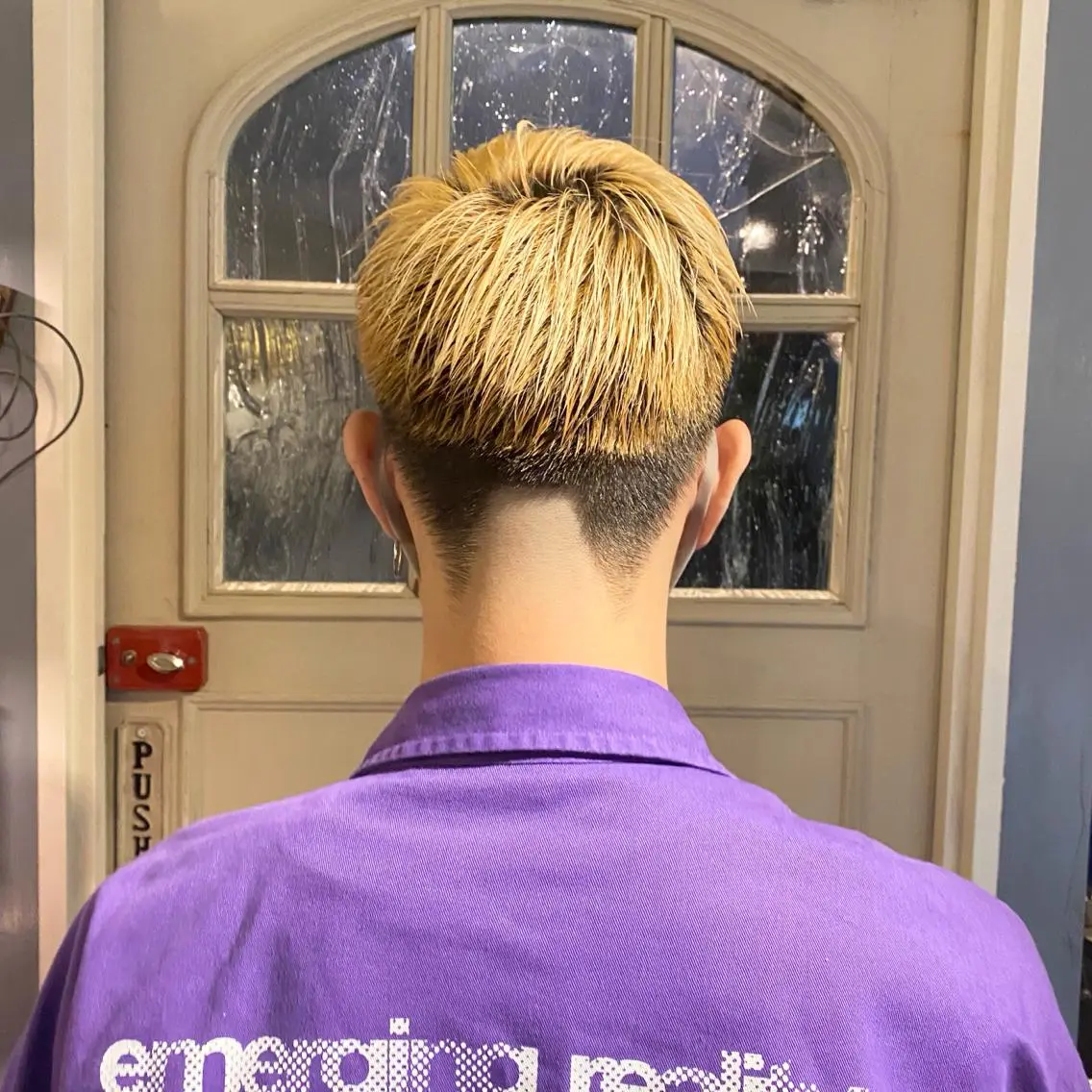 ショート カラー メンズ メンズブリーチ ブリーチ カット ヘアカラー ヘッドスパ BRITS 渡辺 菜々子のヘアスタイル
