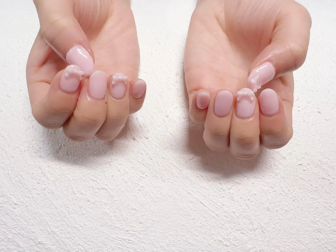 ネイル ジェルネイル Regaro i.sのネイルデザイン