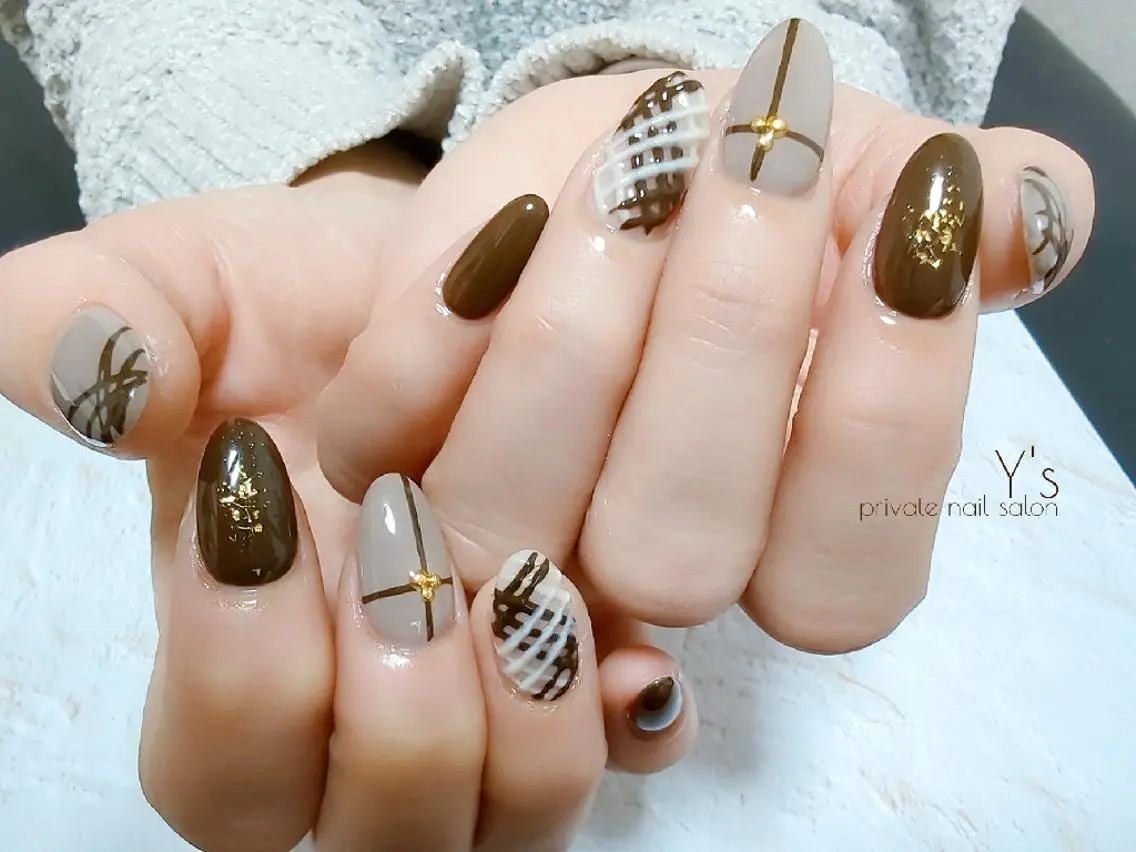 ネイル ハンドネイル YUMI NAGAI  のネイルデザイン