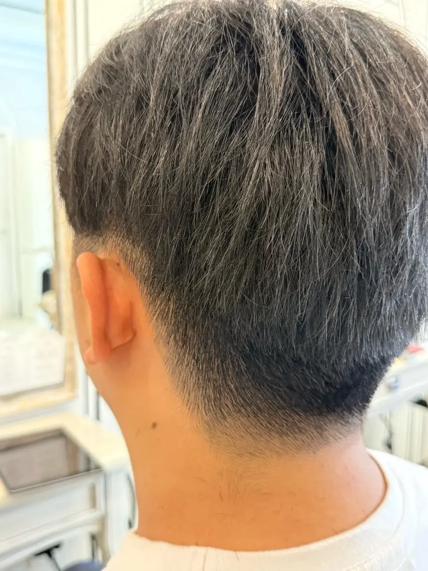 ショート メンズ カット Eclat RIRIのマツエク・マツパデザイン