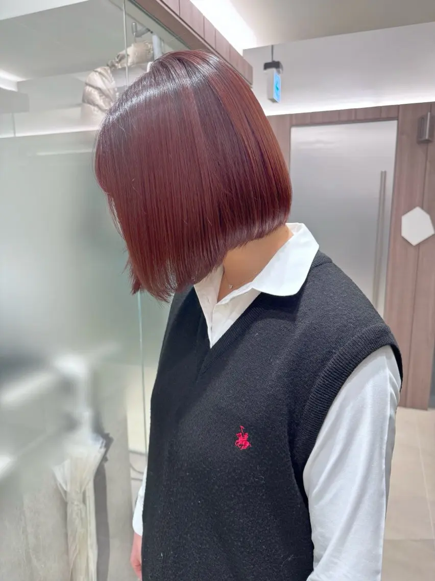 ショート カラー カット ヘアカラー 縮毛矯正 トリートメント 癖毛救済✂️ボブ /髪質改善ストレートのヘアスタイル