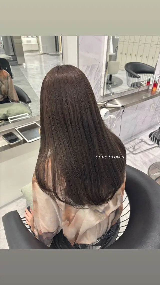 ロング ヘアカラー ParveMix 宮﨑 梨里のヘアスタイル