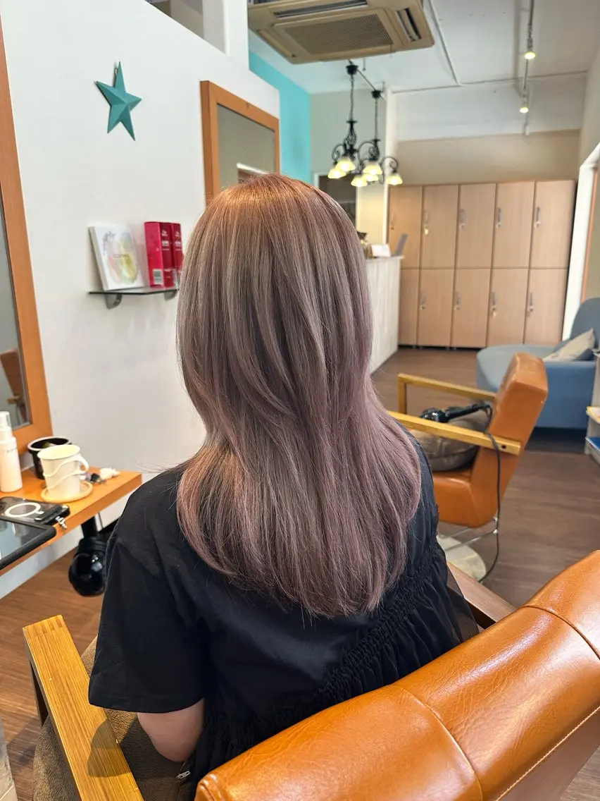 セミロング カラー グレージュ ピンクカラー ヘアカラー 🎀透明感カラー🎀 / INOUEのヘアスタイル