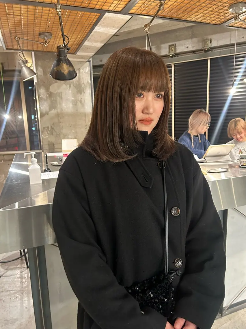 ミディアム カラー カット 海外レイヤー /NAGISAのヘアスタイル