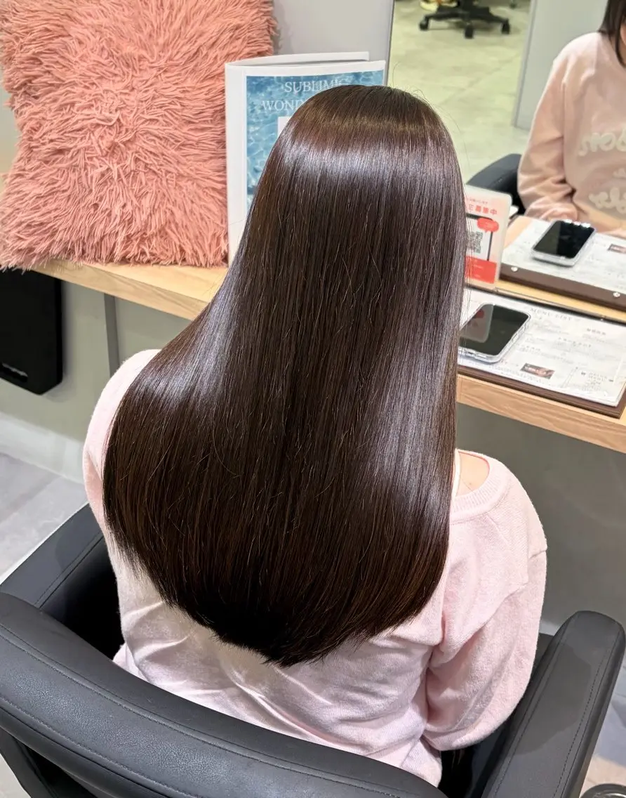 ロング ヘアカラー トリートメント 平瀬 胡桃のヘアスタイル