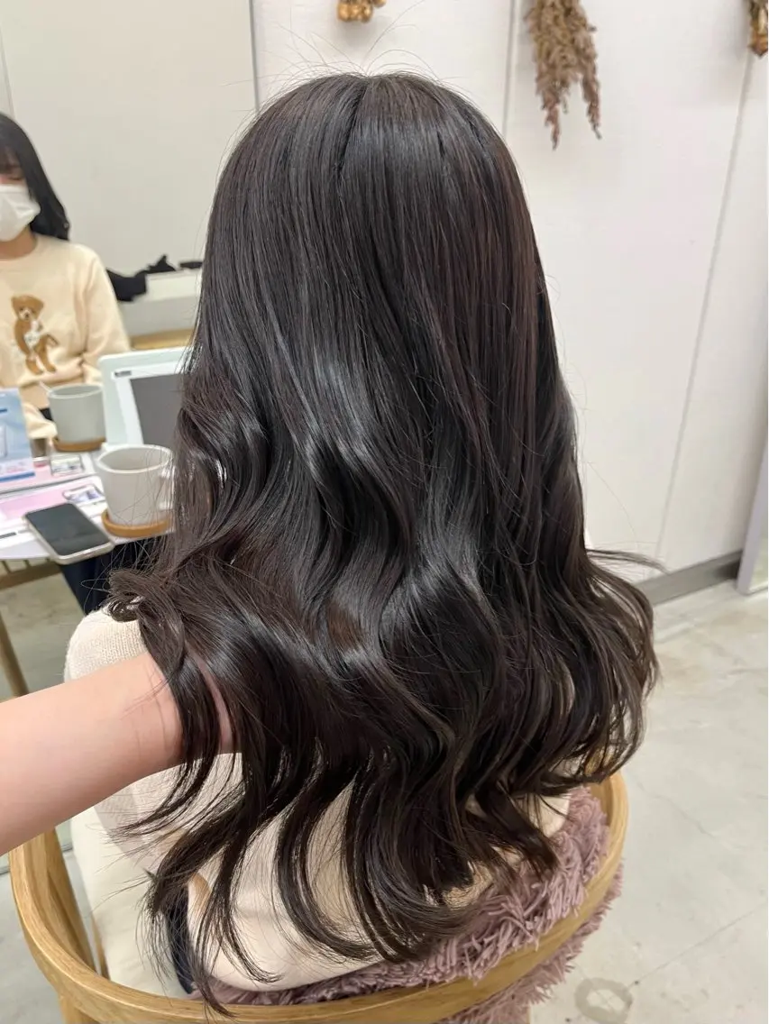 ロング カラー ヘアカラー トリートメント 🌼花屋併設🌼 木下奈々望のヘアスタイル