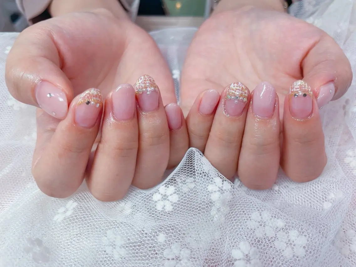 ネイル ピンク ツイードネイル 💫ゆか_ Nailartistのネイルデザイン