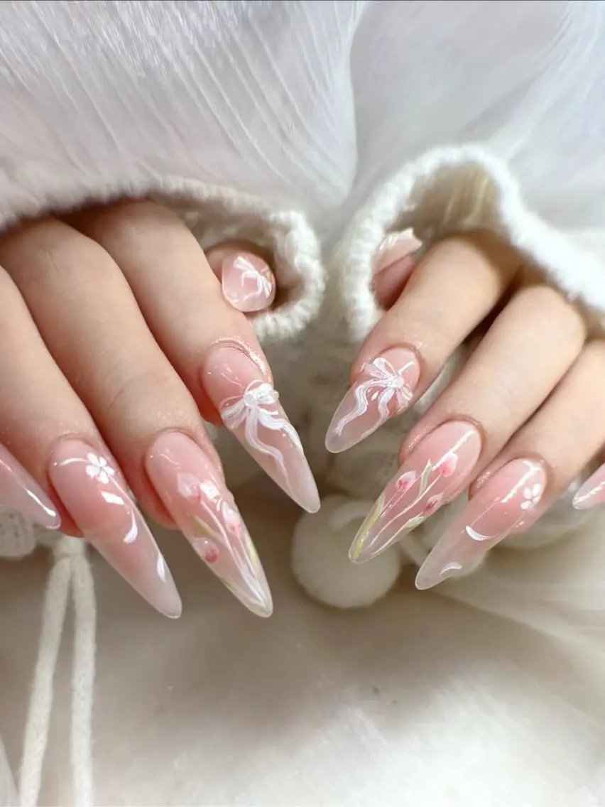 ネイル アートネイル オーロラネイル ブルー チークネイル フットネイル ハンドネイル NAILS168 新大久保店のネイルデザイン