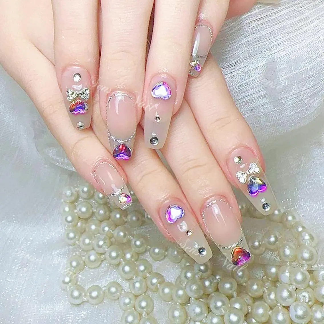 ネイル ハンドネイル ハンドケア ナユキNA.YUKI 新宿店のネイルデザイン