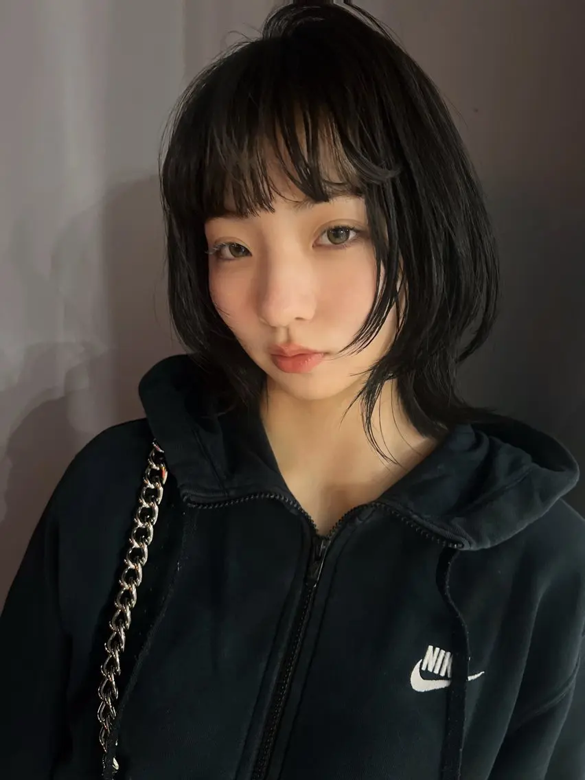 ミディアム カット eim AYUKAのヘアスタイル