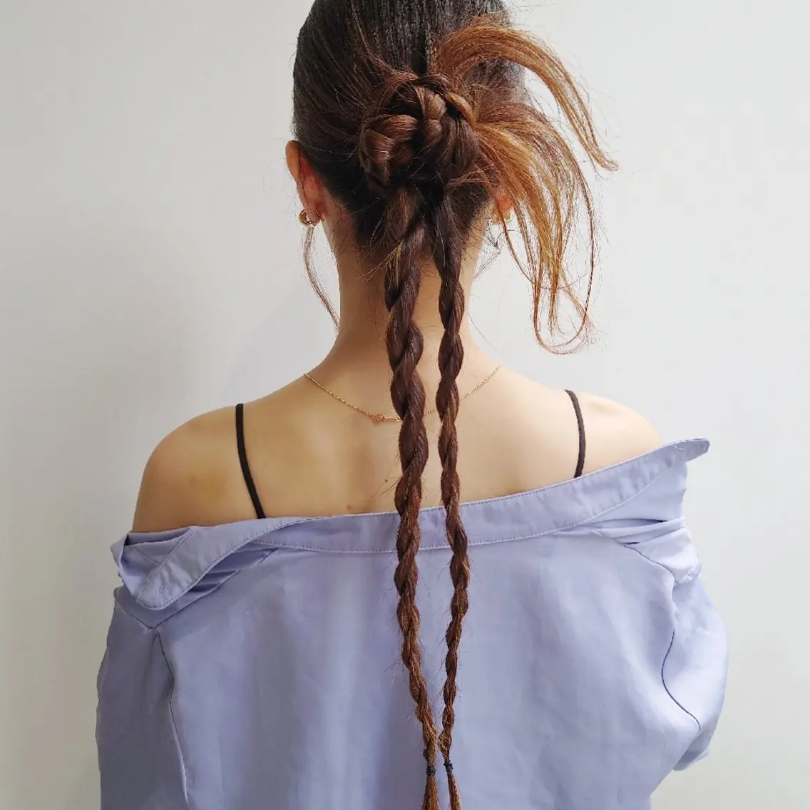 ヘアアレンジ ロング カラー お団子ヘア 結婚式・ブライダル 韓国風ヘア ロング ヘアセット かわい ゆうな 髪質改善/縮毛矯正のヘアスタイル