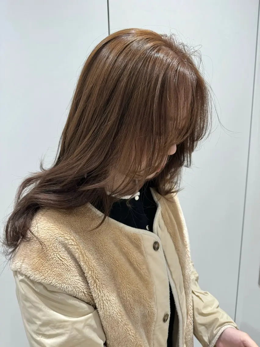 ロング カラー ベージュカラー ブリーチ ブラウンカラー ブラウンベージュ ダブルカラー カット ヘアカラー トリートメント 透明感カラー✴︎ SAYAKAのヘアスタイル