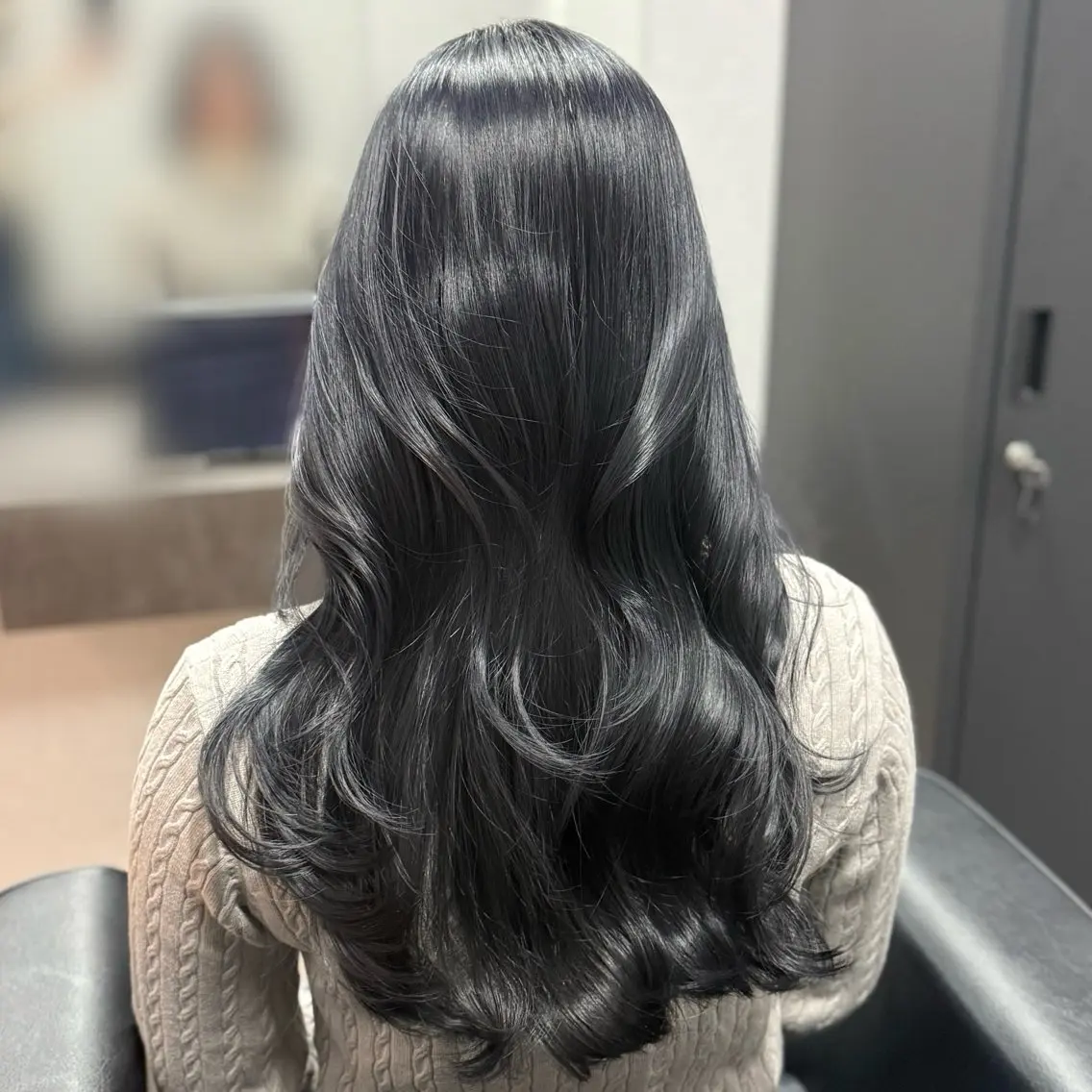 ロング カラー 黒髪 透明感カラー グレージュ オリーブカラー 髪質改善 ヘアカラー トリートメント 髪質改善Ⅰ透明感 艶カラーⅠたつやのヘアスタイル
