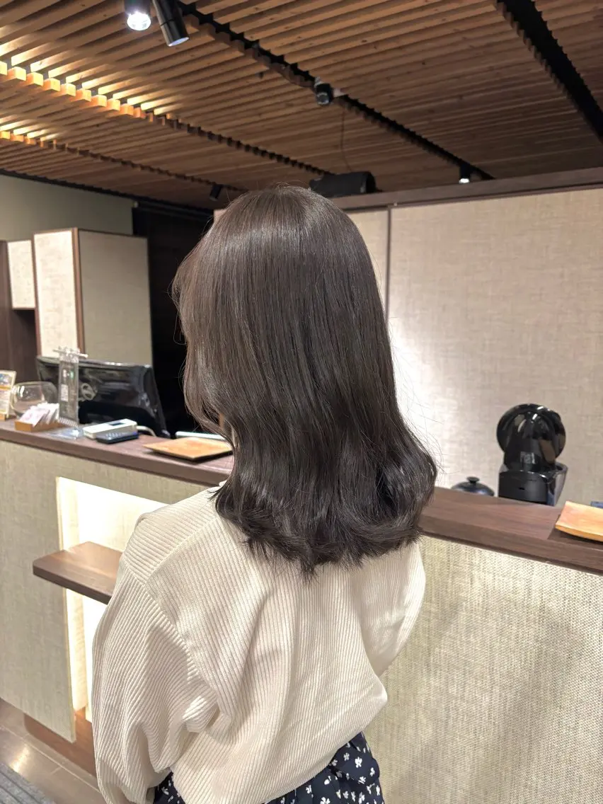 セミロング カラー グレージュ カット ヘアカラー トリートメント zerohair むらなかあやね🐰ᩚのヘアスタイル