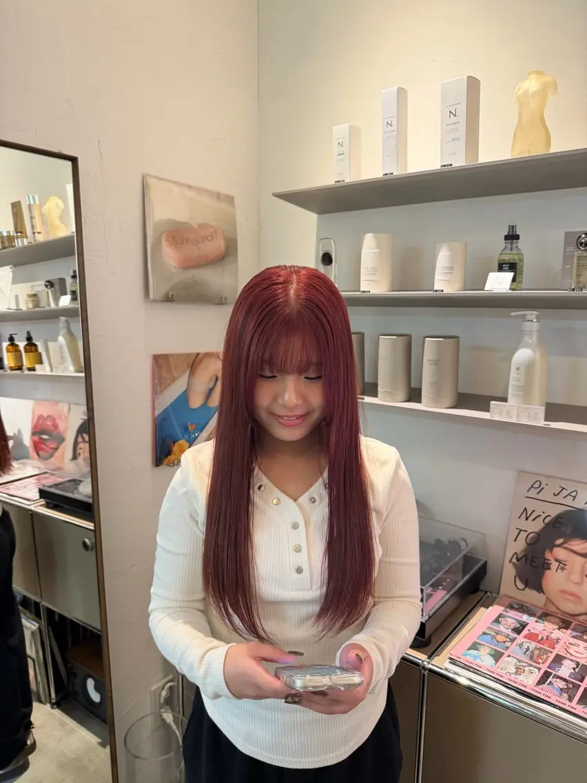 ロング カラー ブリーチ ブリーチなしカラー レッドカラー ヘアカラー Tsukasa/ ハイトーン/寒色のヘアスタイル